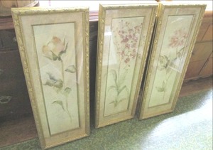lot 102 image: (3) Wall Art See Photos Wall...