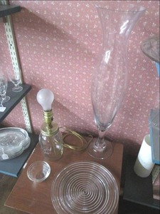 lot 170 image: Lot of Glass Dcor (Large Vase is ...