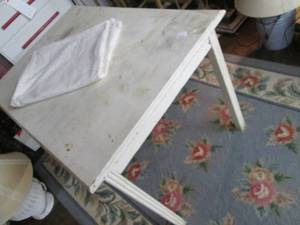 lot 174 image: Wood Table With Table Covering (42....