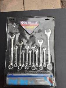 Metric Open Box Combo Wrench Set