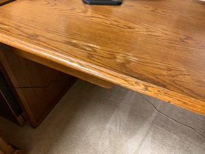 lot 94 image: L Shaped Wooden Desk