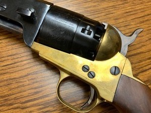 lot 18 image: .44 Caliber Black Powder Gun (F.lli Pietta- Made in Italy) plus accessories in Shadow Box