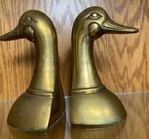 lot 57 image: Brass Duck Head Bookends
