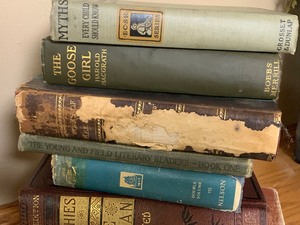 lot 66 image: Lot of Books