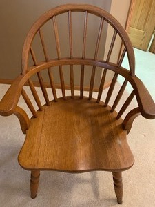 lot 128 image: Wooden Windsor Style Arm Chair