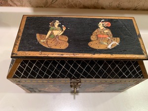 lot 135 image: Decorative Tabletop Painted Wooden Trinket Box