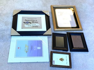 lot 225 image: Lot of Picture Frames