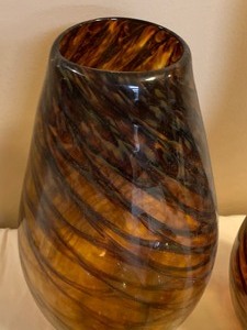 lot 231 image: Two Art Glass Decorative Vases and Art Glass Balls