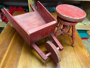 lot 228 image: Vintage Childrens Items