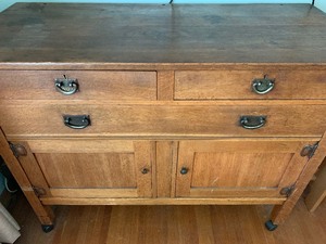 lot 9 image: Wood ConsoleStorage Cabinet on Castors