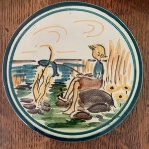 lot 32 image: Lot of Three Pieces of Finnish Pottery