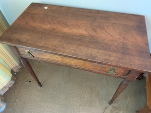 lot 34 image: Petite Single Drawer Wood Desk
