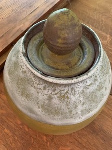 lot 29 image: Large Pottery Jar with Lid