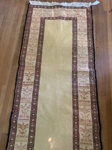 lot 91 image: Handmade TextileRunner