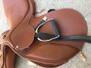 lot 94 image: Caprilli Bates Horse Saddle