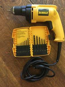 lot 103 image: Dewalt Electric Drill DW222