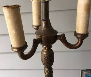 lot 142 image: Ornate Vintage Floor Lamp