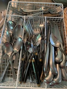 lot 147 image: Lot of Random Flatware