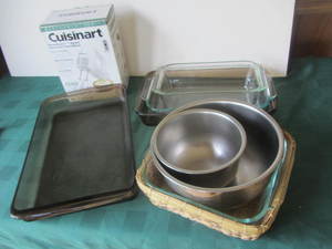 Mixer, Bowls, Baking Dishes