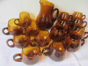 Amber Tilted Pitcher & Mugs