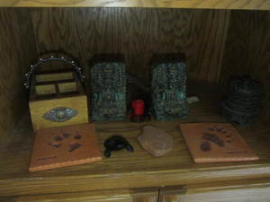 Aztec, Paw Prints