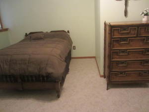 Bed & Dresser