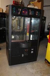 Toy House Rainbow Claw Machine Crane Game