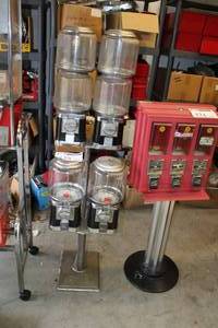 Beaver Bulk Candy Dispenser 4-Head $.25