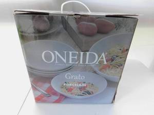 Oneida 5 Piece Set of Bowls
