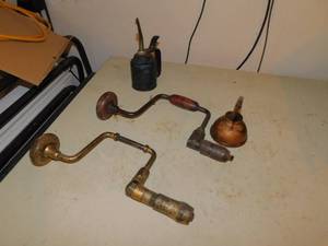 Vintage Oil Cans  2 Drills