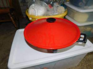 Red Electric Wok