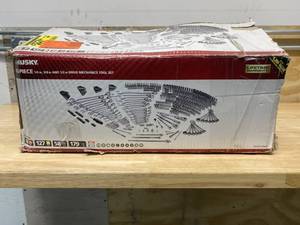 lot 60 image: HUSKY Mechanics Tool Set (432-Piece)