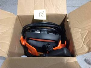 Armor All  1500-PSI 1.3-GPM Electric Pressure Washer in good condition