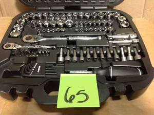 Husky Mechanics Tool Set (111-Piece) in good condition