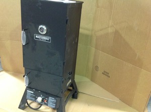 Masterbuilt PRO MDS 230S Dual Fuel Smoker in very good condition