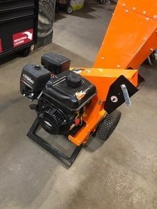 YARDMAX Chipper Shredder YW7565 3 Diameter, Briggs & Stratton, CR950, 6.5HP, 208cc In good condition see picsss 