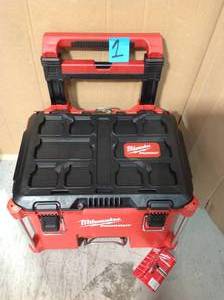 lot 1 image: PACKOUT 22 in. Rolling Tool Box in good condition