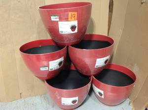 lot 19 image: Lot of 5 Decatur 22 in. American Red Resin Planter in good condition