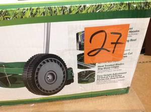 lot 27 image: Scotts 14 in. 5-Blade Manual Walk Behind Reel Mower in good condition
