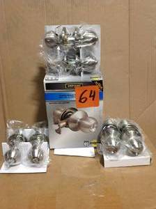 lot 64 image: Defiant  Saturn Stainless Steel Bed and Bath Door Knob Contractor Pack (6-Piece) in good condition