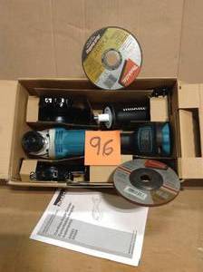 lot 96 image: MAKITA 18-Volt LXT Lithium-Ion Brushless Cordless 4-12 in.5 in. Cut-OffAngle Grinder (Tool-Only)