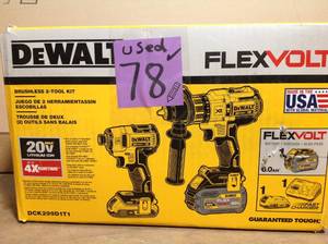 DEWALT 20-Volt MAX Lithium-Ion Cordless Brushless Combo Kit (2-Tool) with FLEXVOLT and 20-Volt Battery and Charger USED