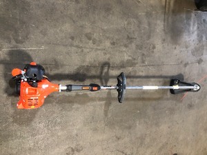 ECHO 21.2 cc Gas 2-Stroke Cycle Straight Shaft Trimmer In working condition see pics 