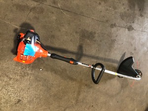 ECHO 21.2 cc Gas 2-Stroke Cycle Curved Shaft Trimmer In working condition see pics 