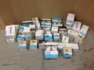 lot 29 image: BIG LOT OF MOEN TOWEL RING AND OTHERS
