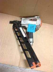 lot 48 image: Paslode Pneumatic 3-14 in. 30° Compact Framing Nailer