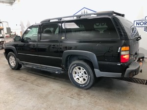 2004 Chevrolet Suburban Z71 4x4 -No Reserve-