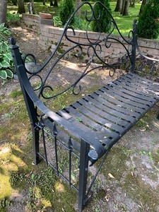 lot 9 image: Black Metal Decorative Bench