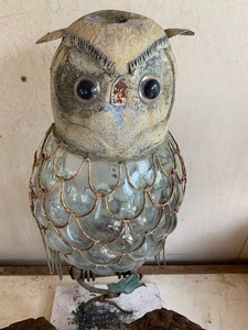 lot 51 image: Lot of Owl Lanterns