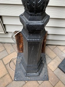 lot 80 image: Pair of Outdoor Street Lights